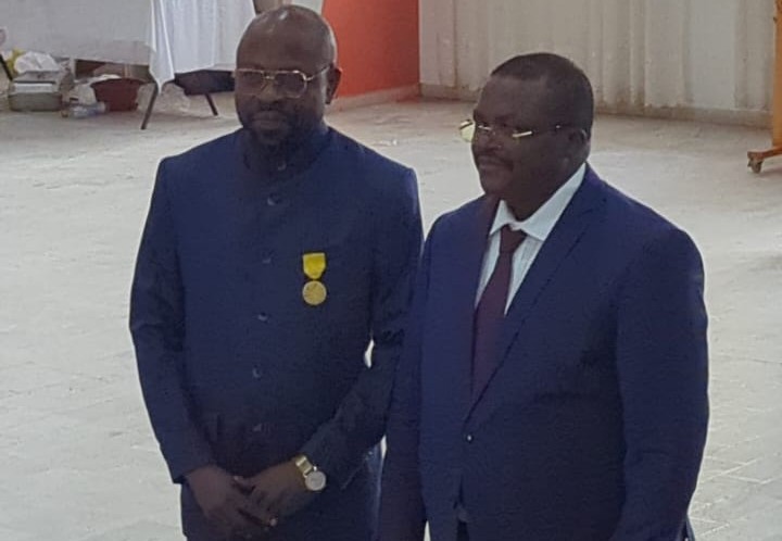Distinction : Guy Martial Kati, journaliste et ex-président de l&rsquo;Unisport du Haut-Nkam, fait Chevalier de l&rsquo;Ordre de la Valeur
