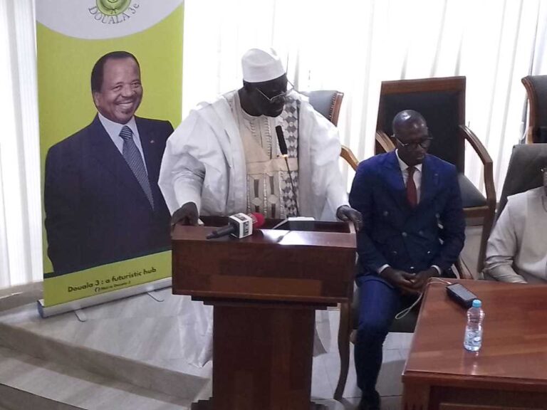 Cameroun – Formation professionnelle : Mounouna Foutsou salue l’action de la mairie de Douala 3ème